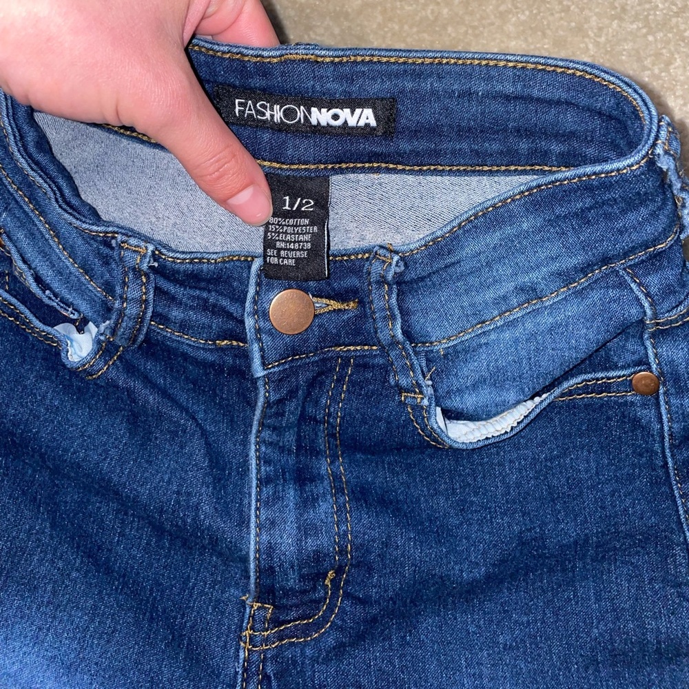 FASHION NOVA High-Waisted Skinny Jeans - Picture 4 of 5